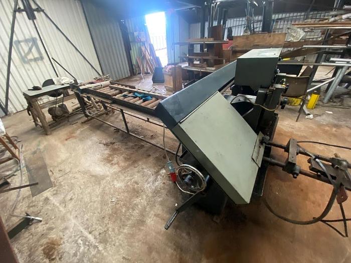 Used Qualters & Smith Model 260A Sawmaster Automatic Bandsaw