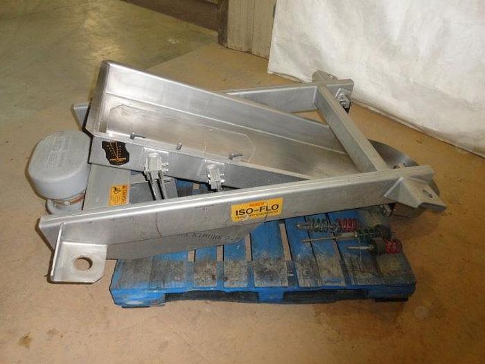 Used Key Technologies Iso-Flo Vibratory Conveyor; Scale feed pan