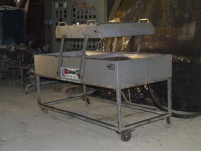 Używane Pakowaczka próżniowa 2-komorowa INNPLAST BOSS typ RD-88H produkcji niemieckiej