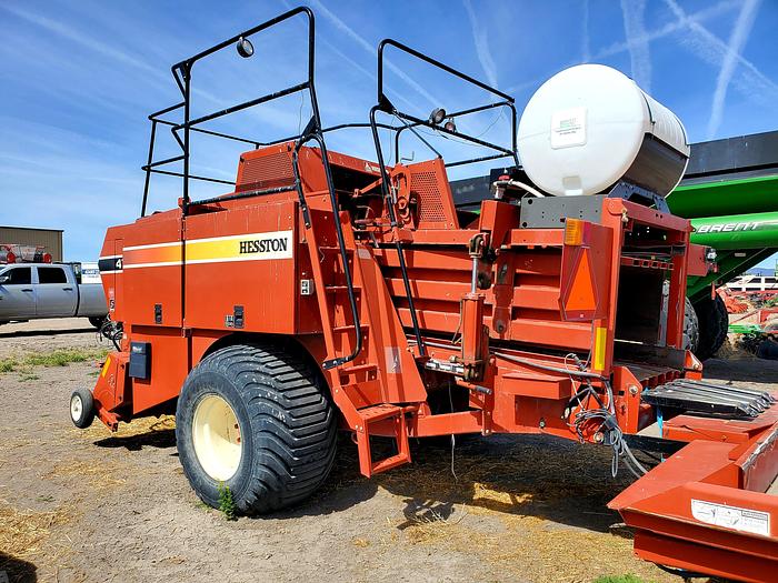 Used Hesston 4790 Baler w/ Accumulator