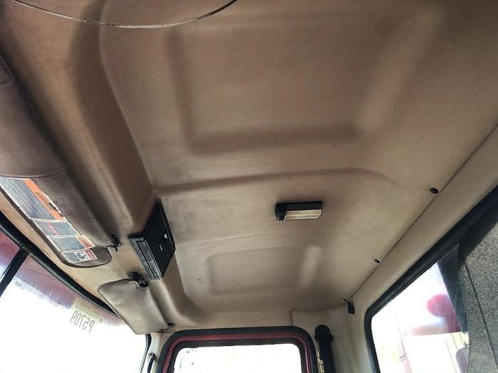 Used 2006 Mack CV713