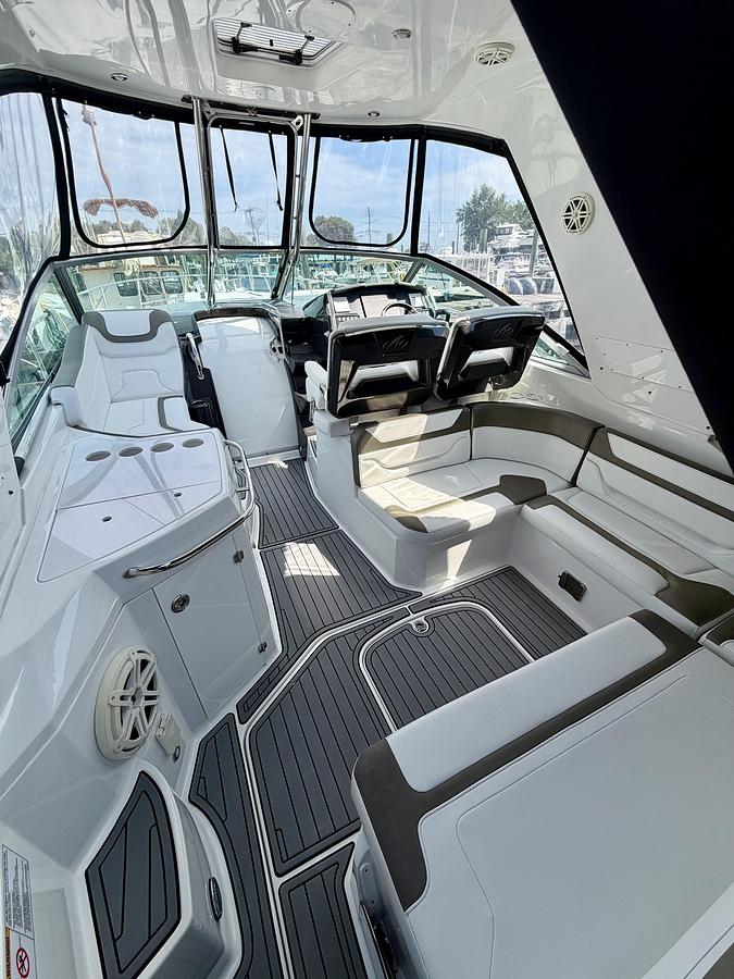 Used 2020 Monterey 355 Sport Yacht