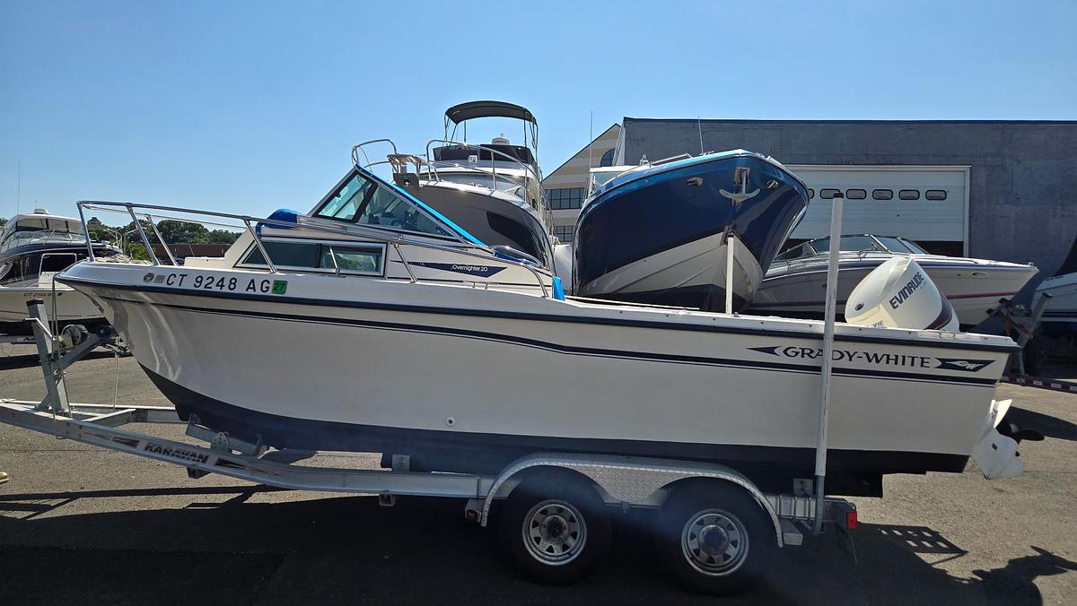 Used 1988 Grady White 204 C w/ 2016 Evinrude 150 Etec