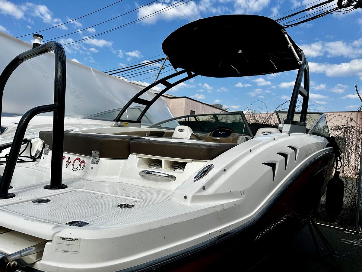 Used 2019 Chaparral H2O 21 OB