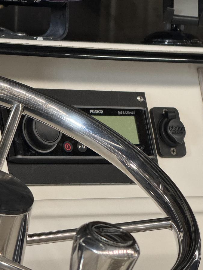 Used 2000 Mako 221 Center Console w/ recent Suzuki Repower