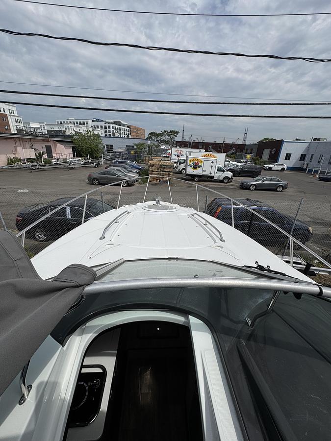Used 2021 Monterey 295 Sport Yacht