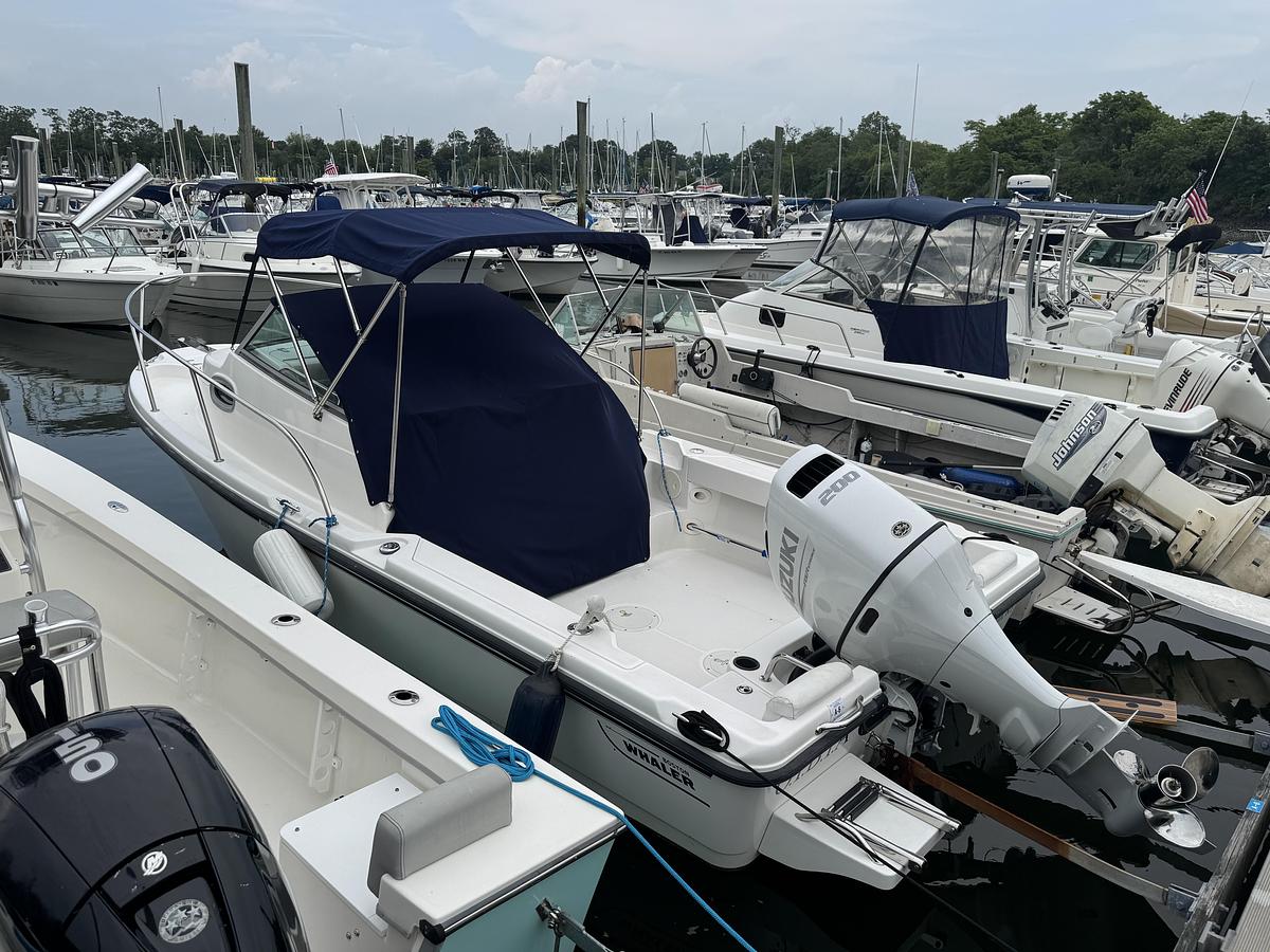 Used 2005 Boston Whaler 205 Eastport Legend Series w/ 2023 Suzuki 200