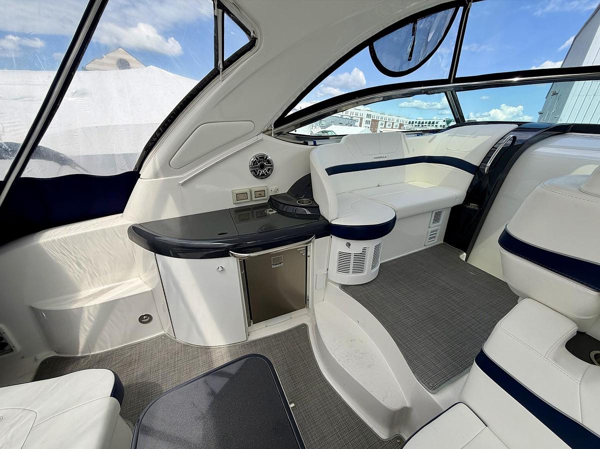Used 2021 Formula 37PC