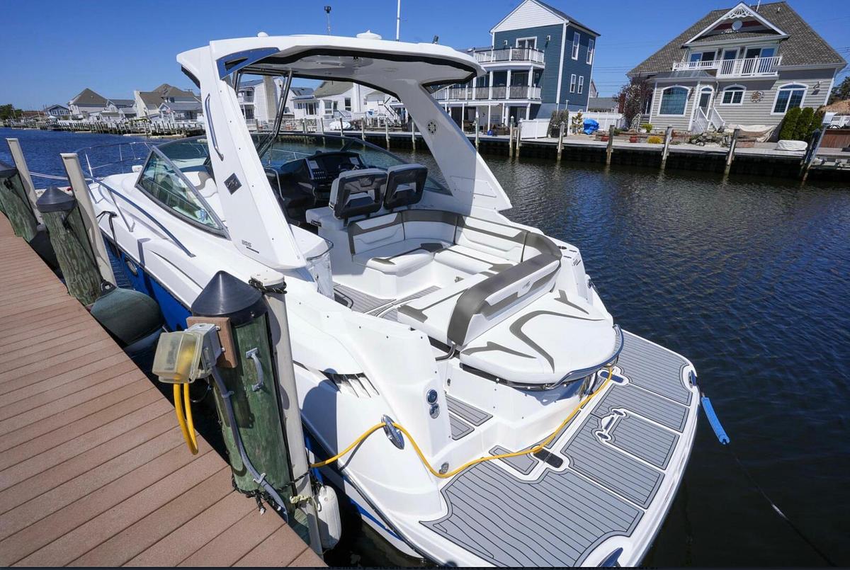 Used 2020 Monterey 355 Sport Yacht Monterey 355 Sport Yacht