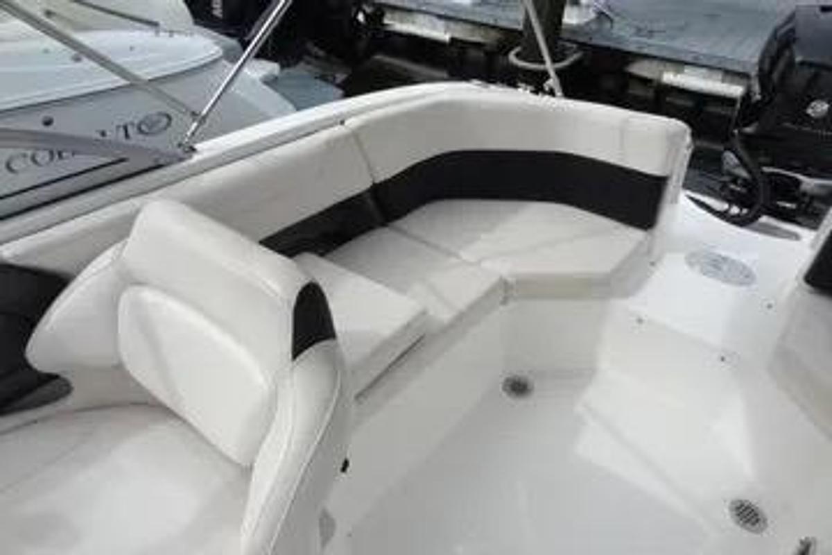 Used 2018 Chaparral 250 Suncoast