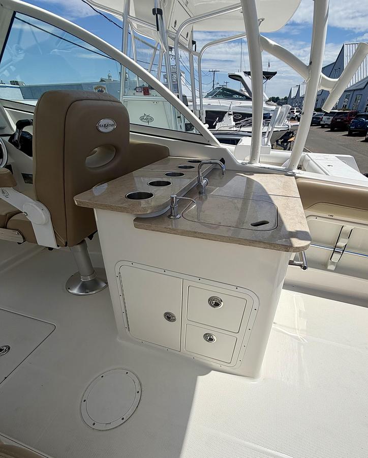 Used 2017 Sailfish 275DC
