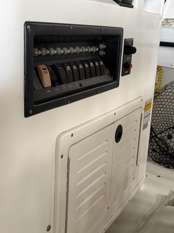 Used 2000 Mako 221 Center Console w/ recent Suzuki Repower