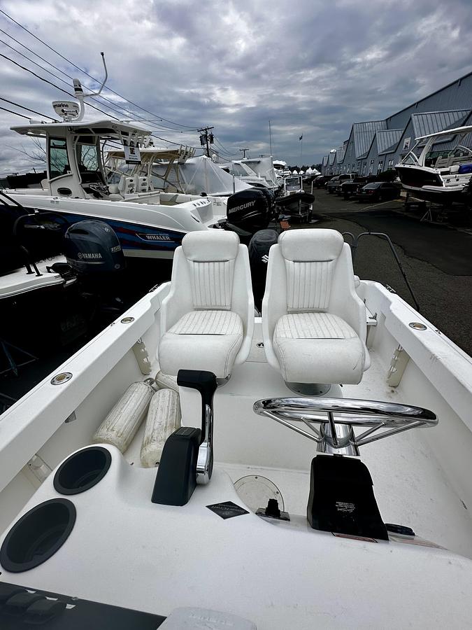 Used 2004 Boston Whaler 190 Nantucket