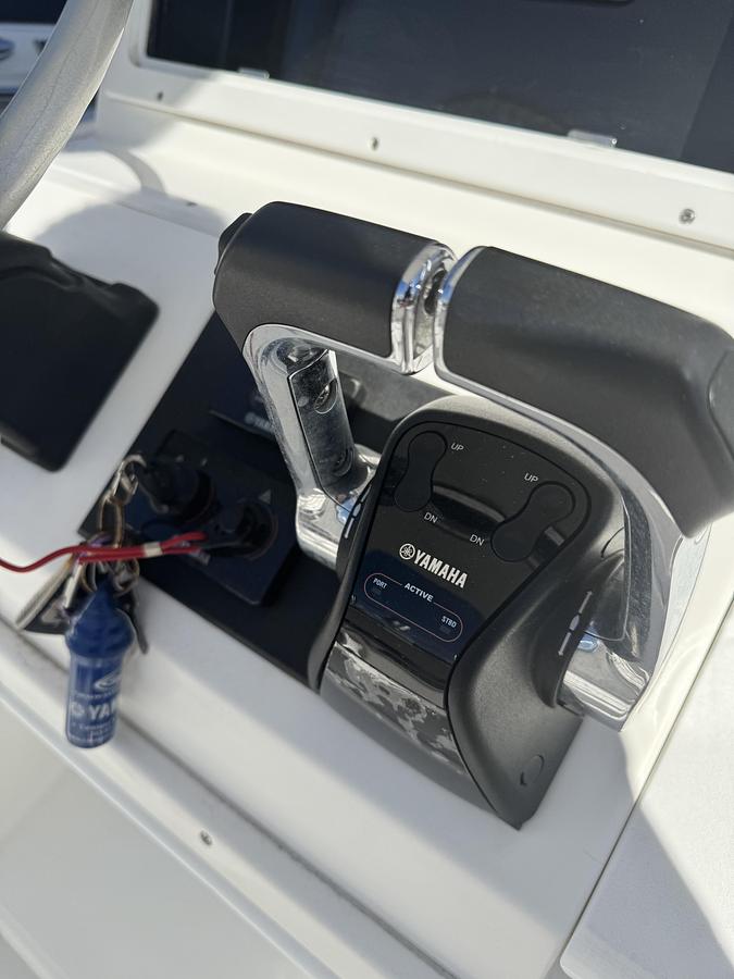 Used 2005 Regulator 24SF Recent Repower