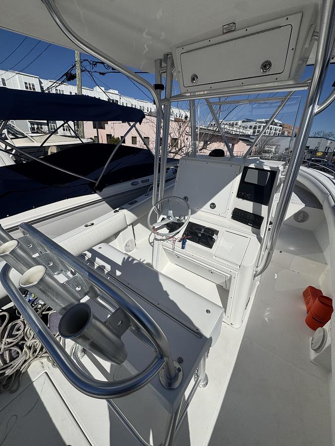 Used 2005 Regulator 24SF Recent Repower