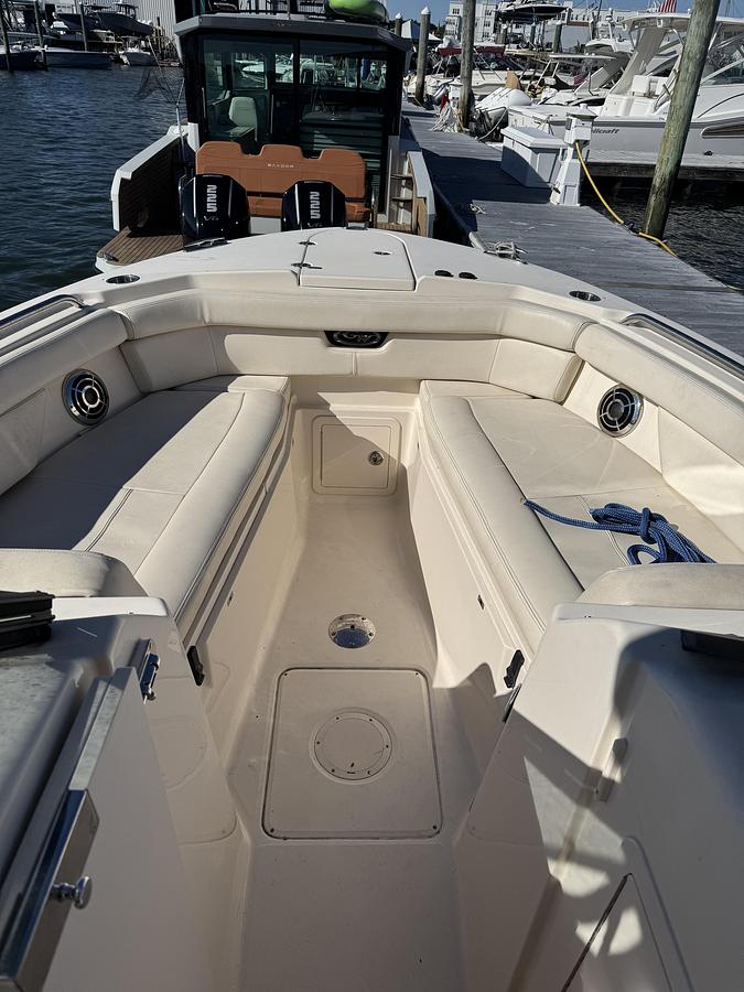 Used 2015 Grady White Freedom 285