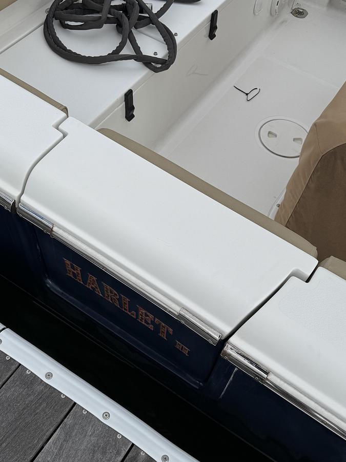 Used 2017 Sea Hunt Ultra 235 SE