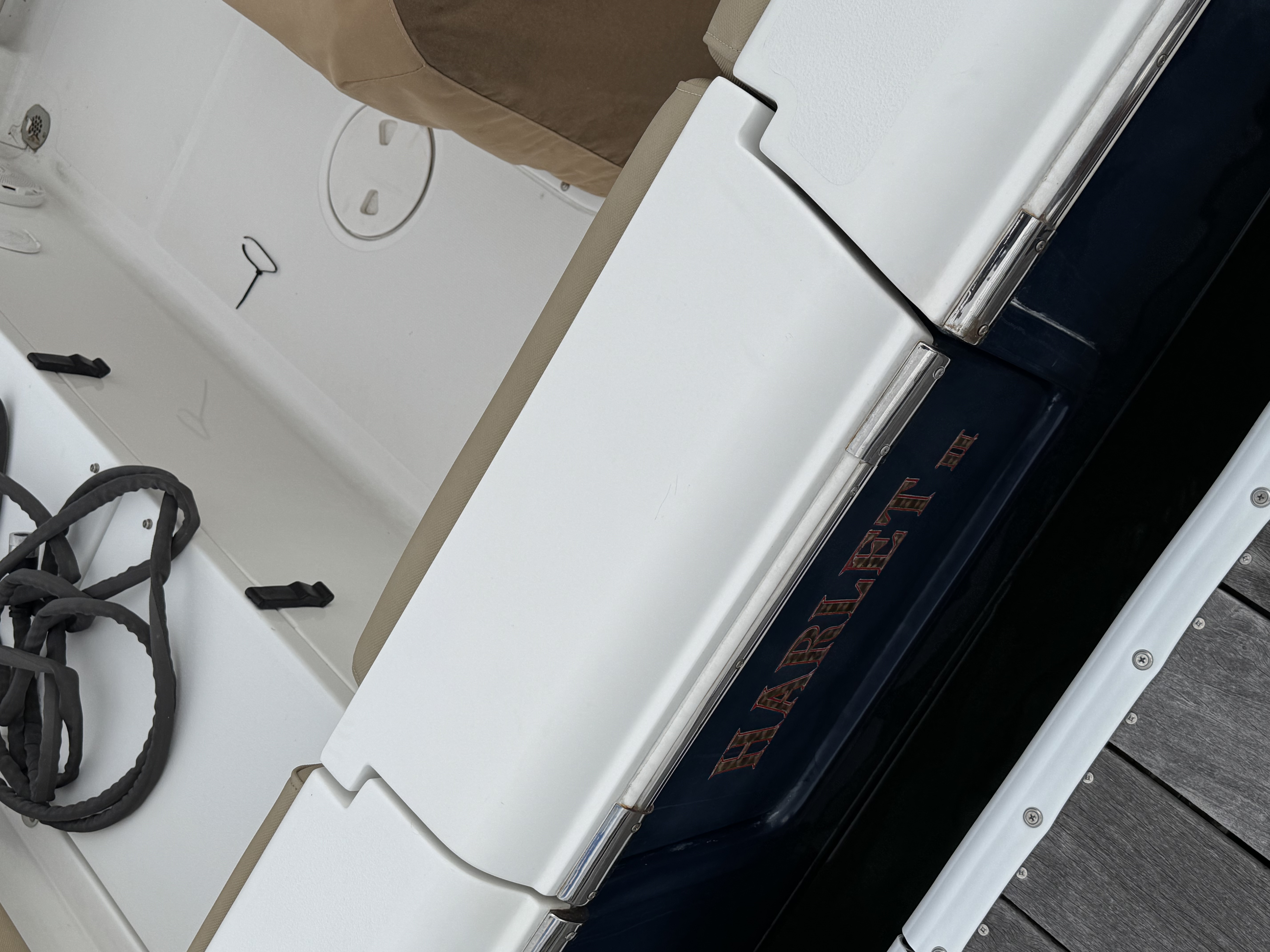 Used 2017 Sea Hunt Ultra 235 SE