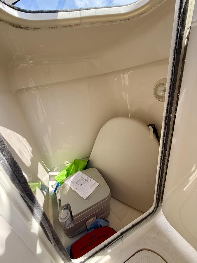 Used 2014 Pursuit DC235