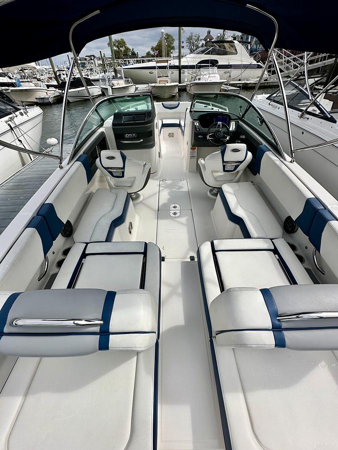 Used 2023 Chaparral 250 OSX