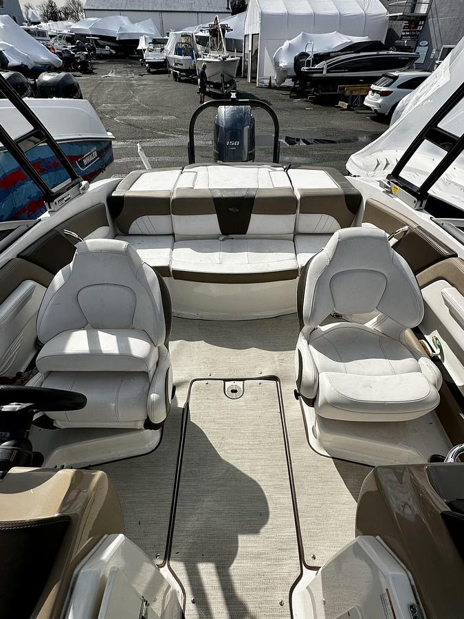 Used 2019 Chaparral H2O 21 OB