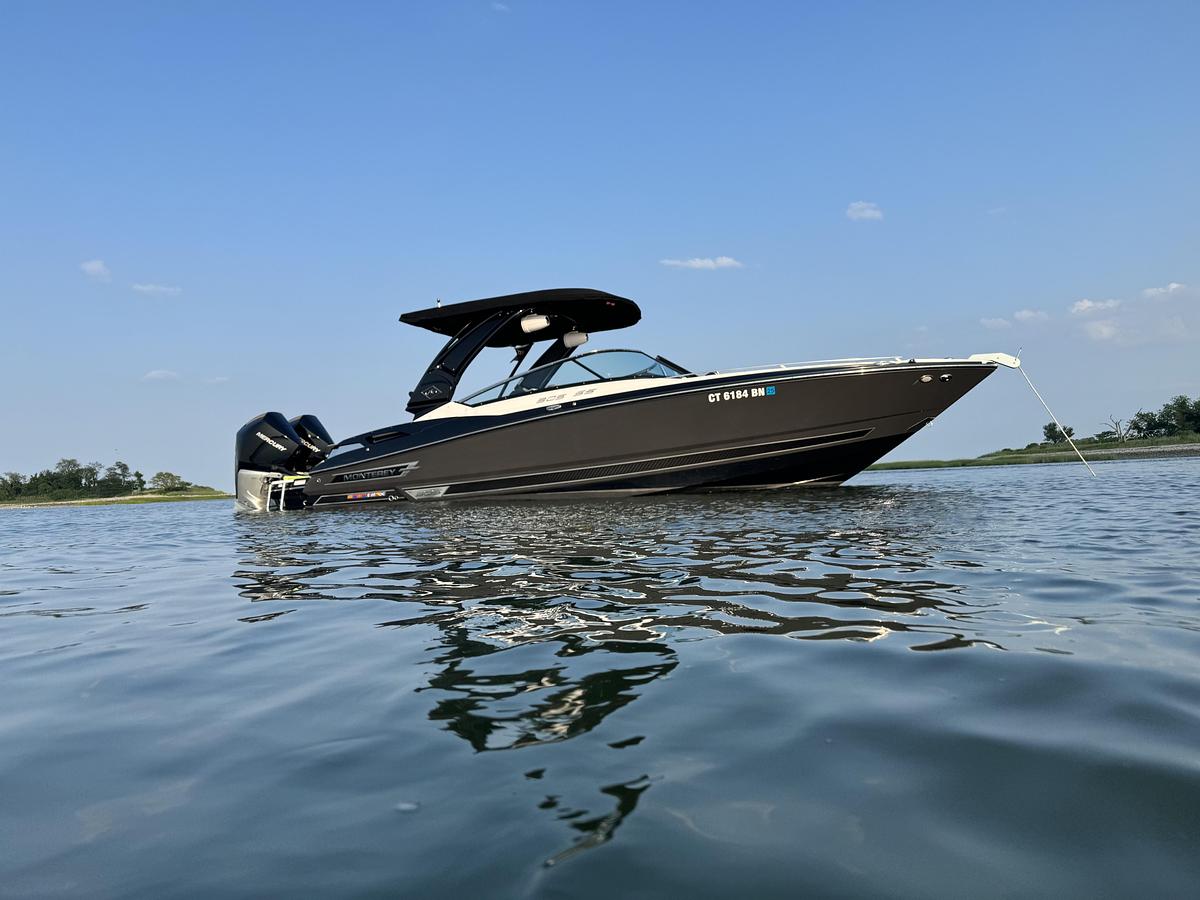 Used 2021 Monterey 305SS