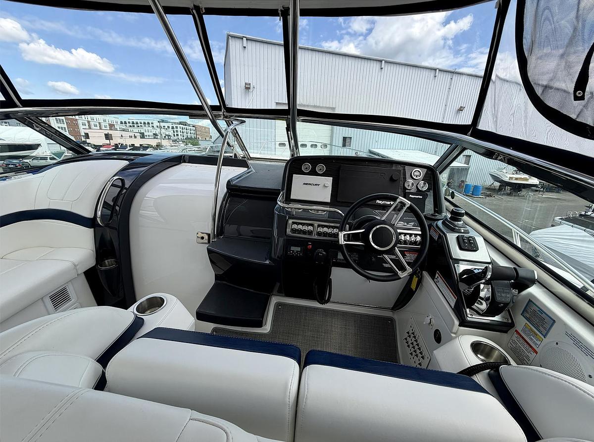 Used 2021 Formula 37PC