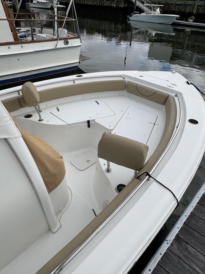 Used 2017 Sea Hunt Ultra 235 SE
