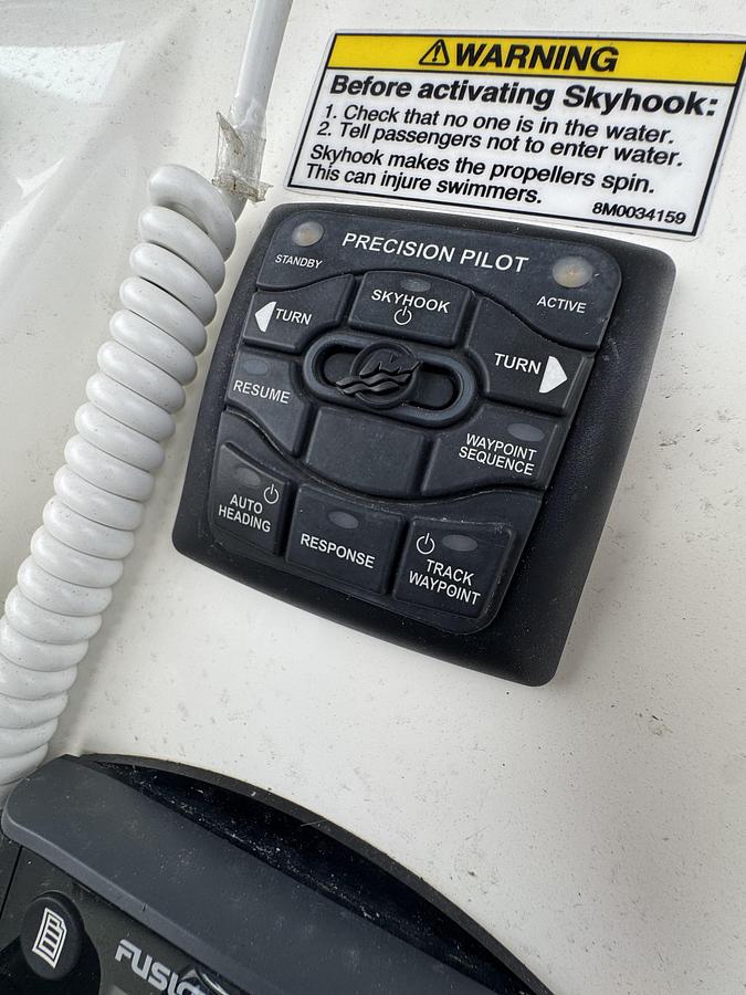 Used 2014 Boston Whaler 280 Outrage