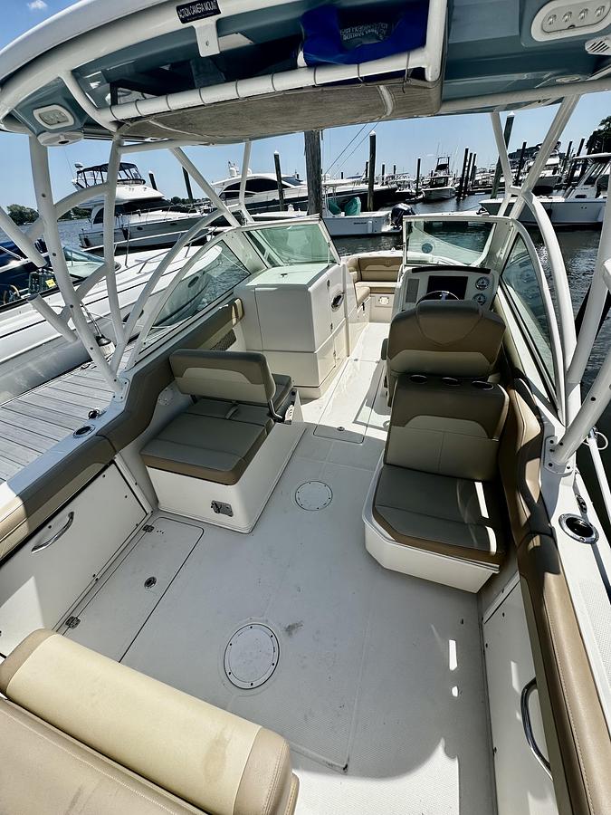 Used 2018 Sailfish 245DC