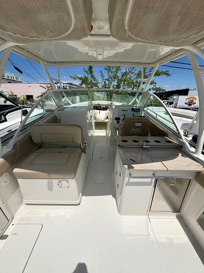 Used 2017 Sailfish 275DC