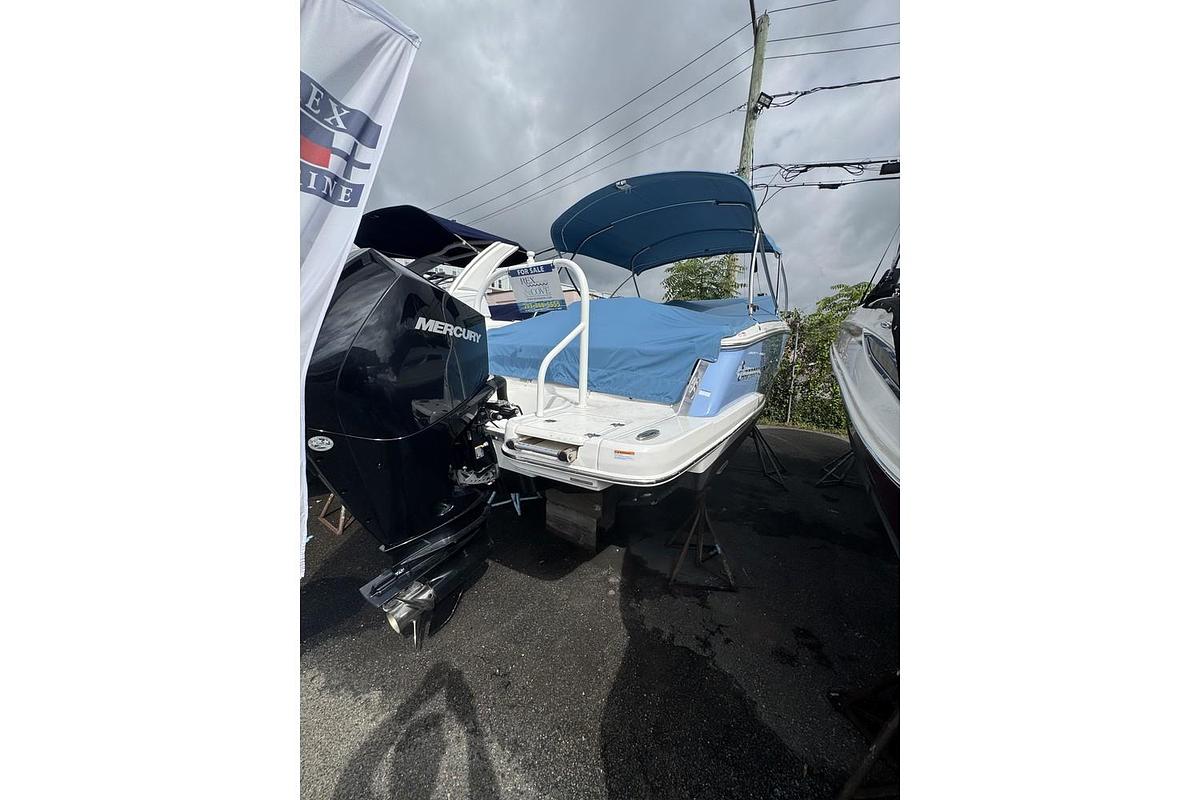 Used 2023 Chaparral 270 OSX