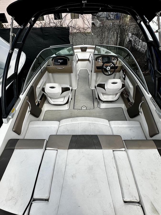 Used 2019 Chaparral H2O 21 OB