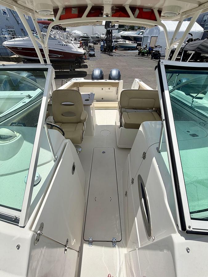 Used 2017 Sailfish 275DC
