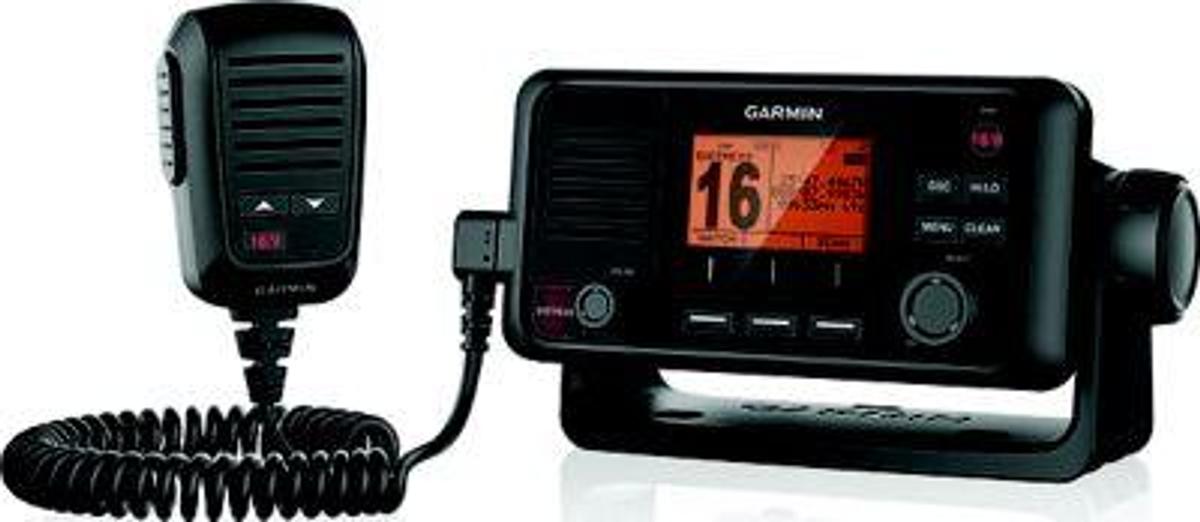 GARMIN VHF 115 MARINE RADIO