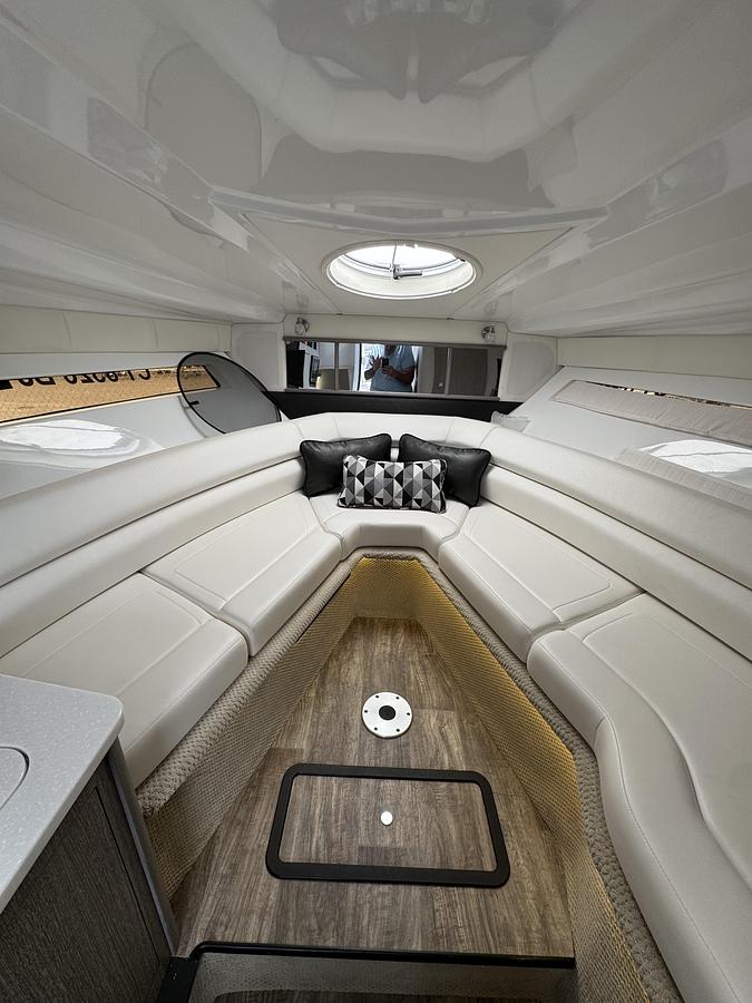 Used 2021 Monterey 295 Sport Yacht