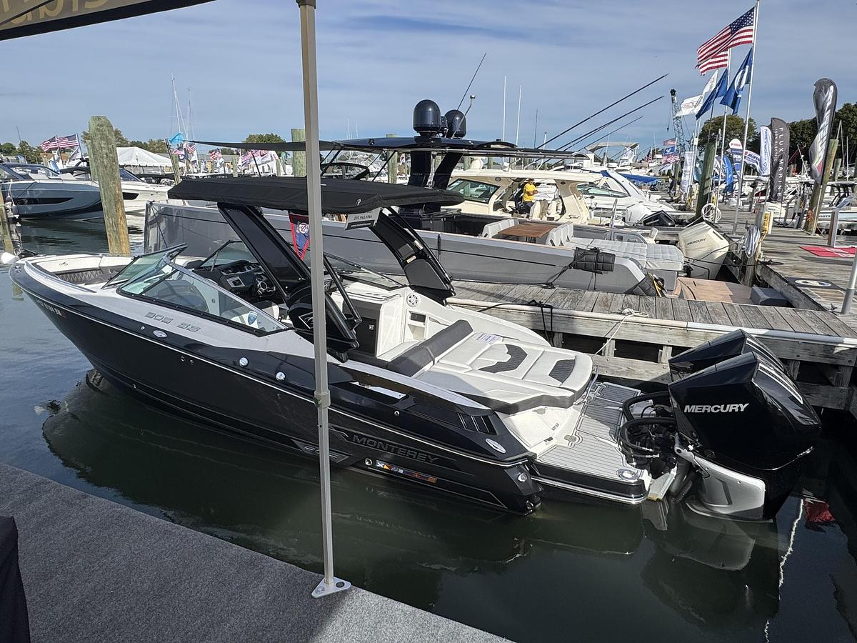 Used 2021 Monterey 305SS