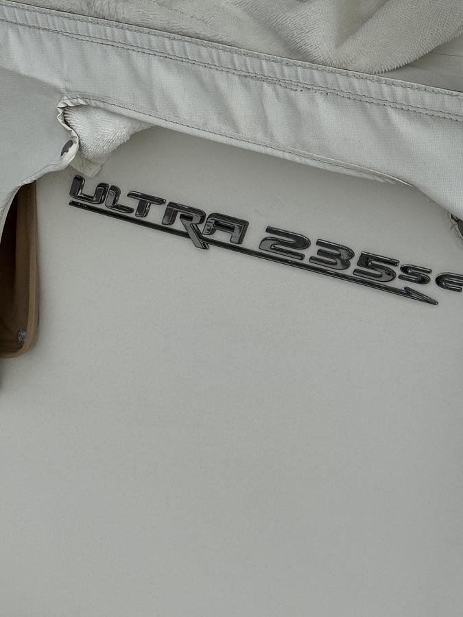 Used 2017 Sea Hunt Ultra 235 SE