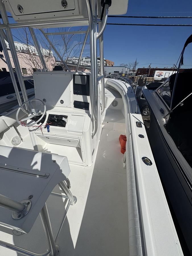 Used 2005 Regulator 24SF Recent Repower