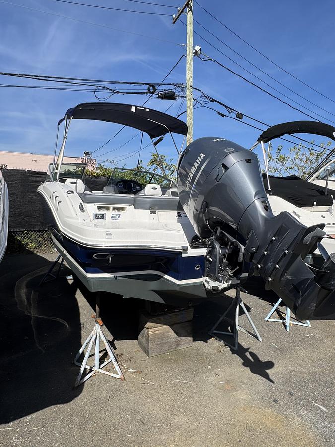 Used 2021 Chaparral 21 ssi OB