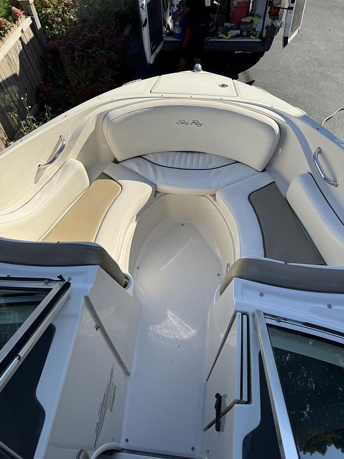 Used 2007 Sea Ray 210 Select