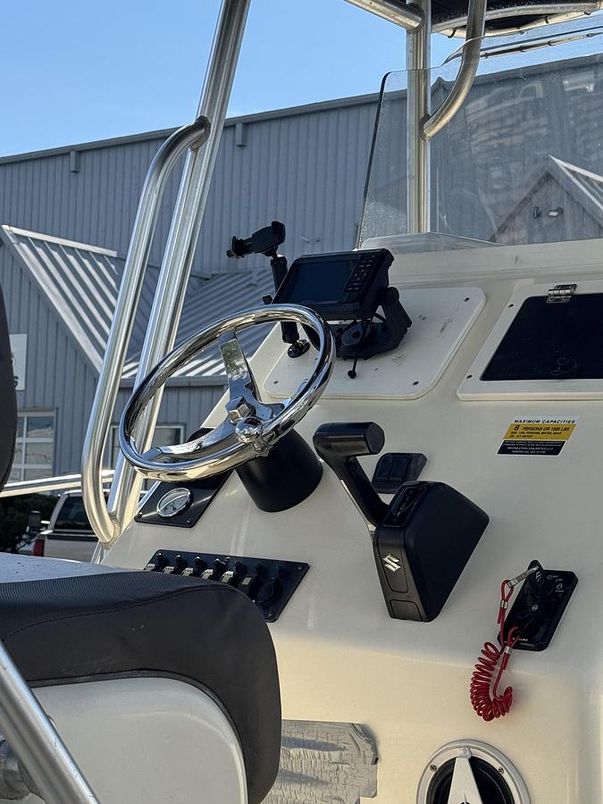 Used 2013 Key Largo 210CC w/ 2024 Suzuki 200 4-Stroke