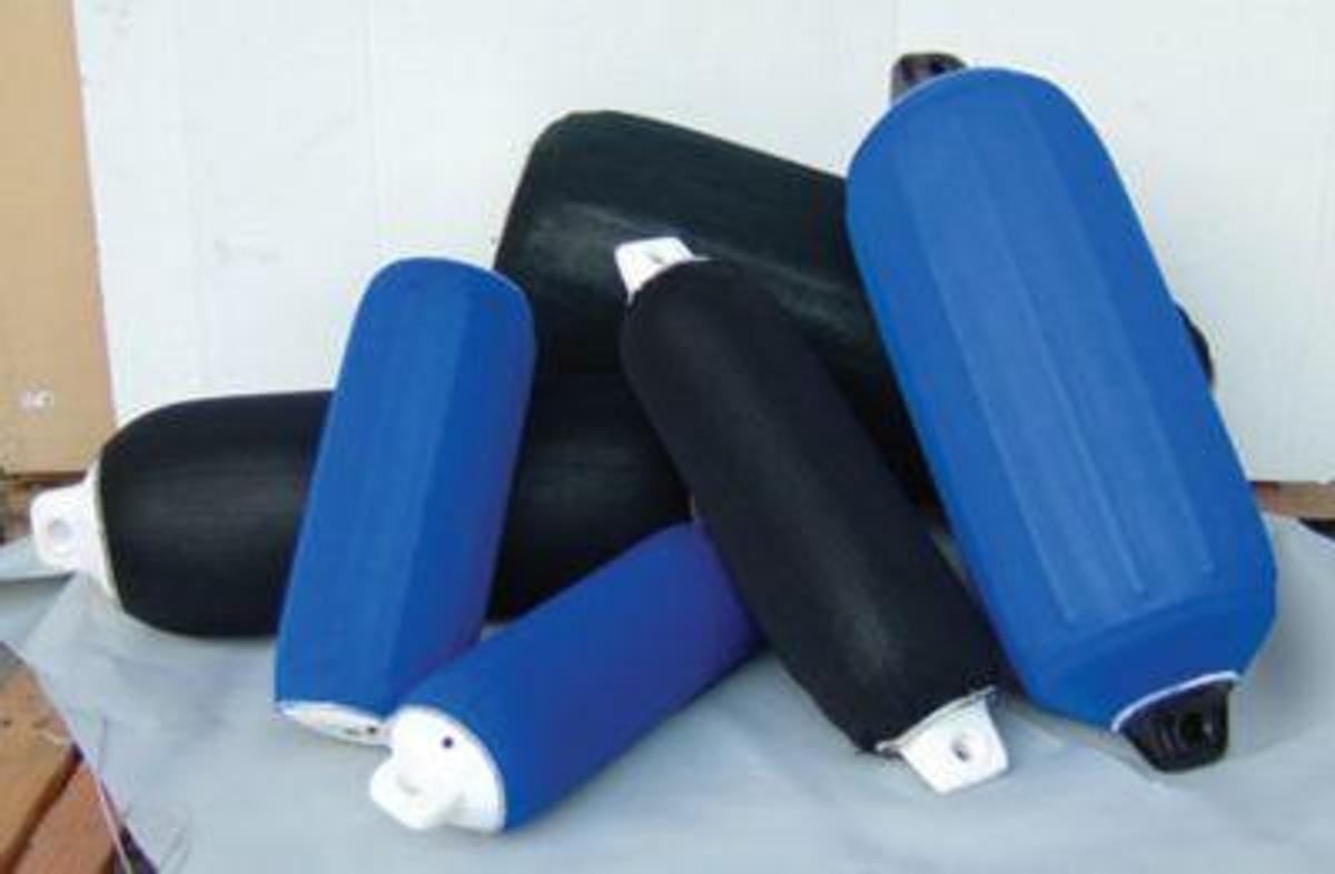 TAYLOR MADE BLACK FENDER BOOT - 2pk