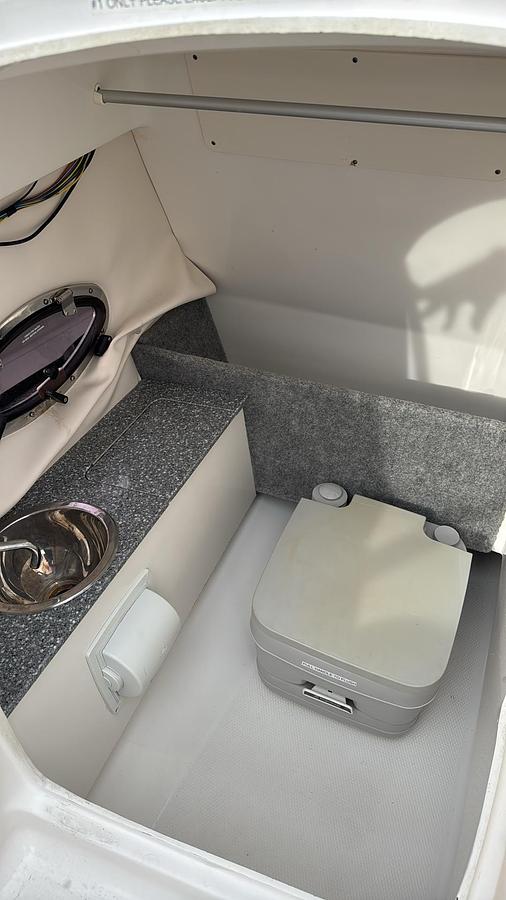 Used 2018 Chaparral 250 Suncoast