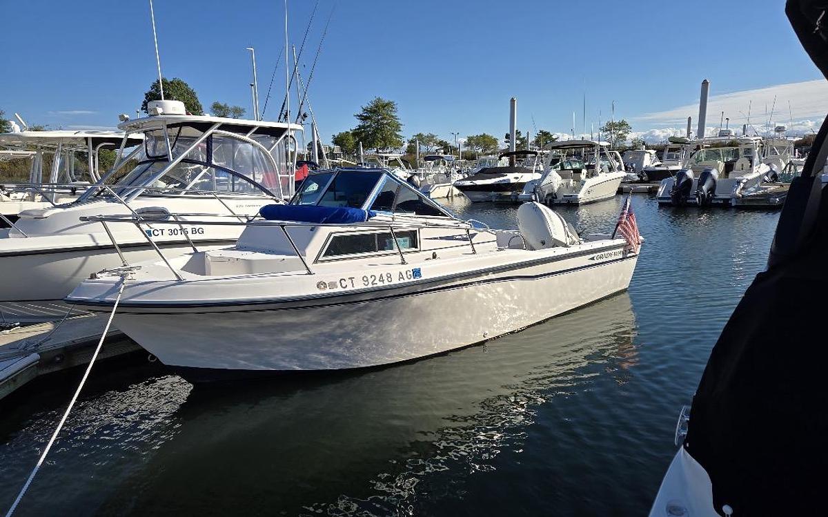 Used 1988 Grady White 204-C Overnighter w/ 2016 Evinrude 150 Etec