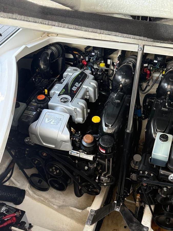 Used 2021 Sea Ray 350 Sundancer Coupe