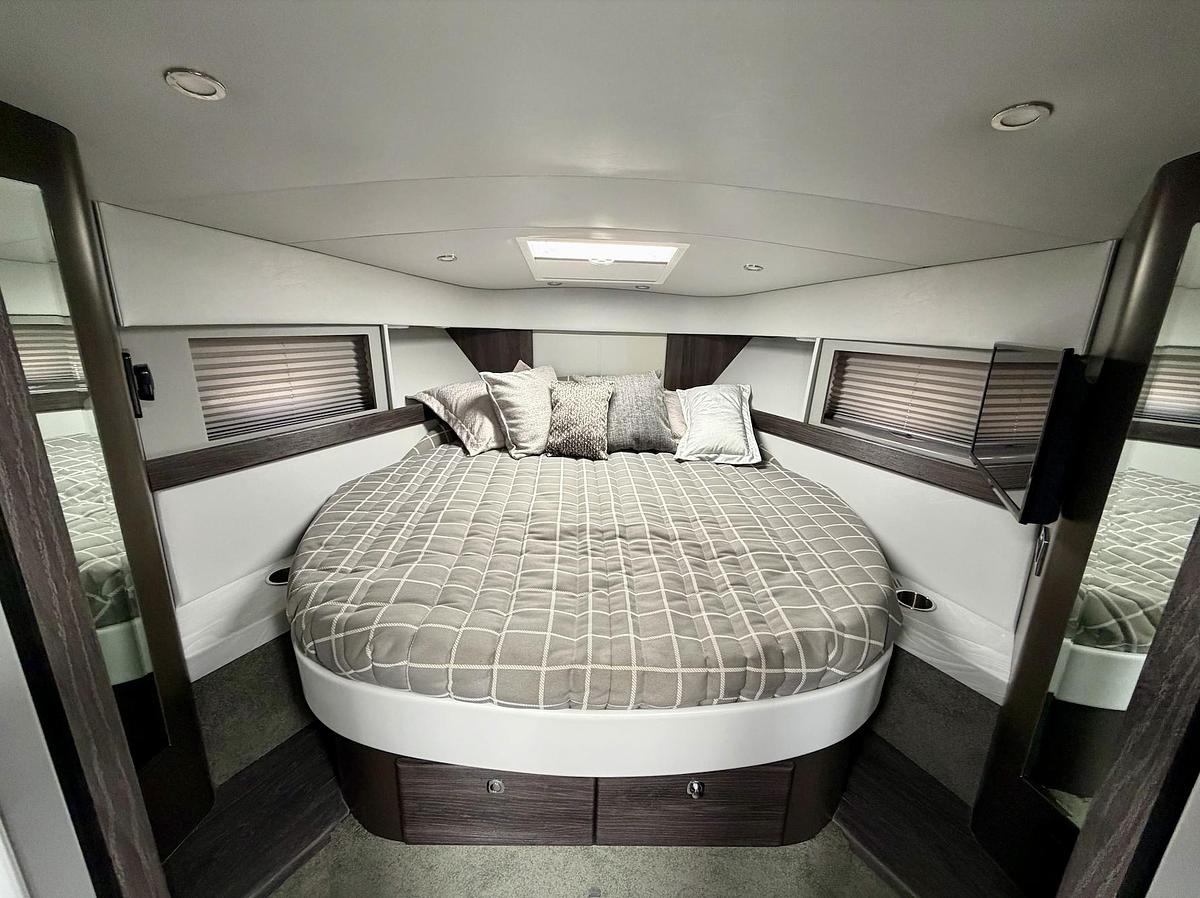 Used 2021 Formula 37PC