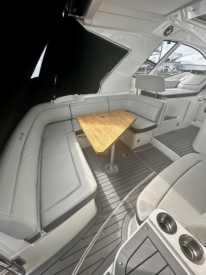 Used 2021 Sea Ray 350 Sundancer Coupe