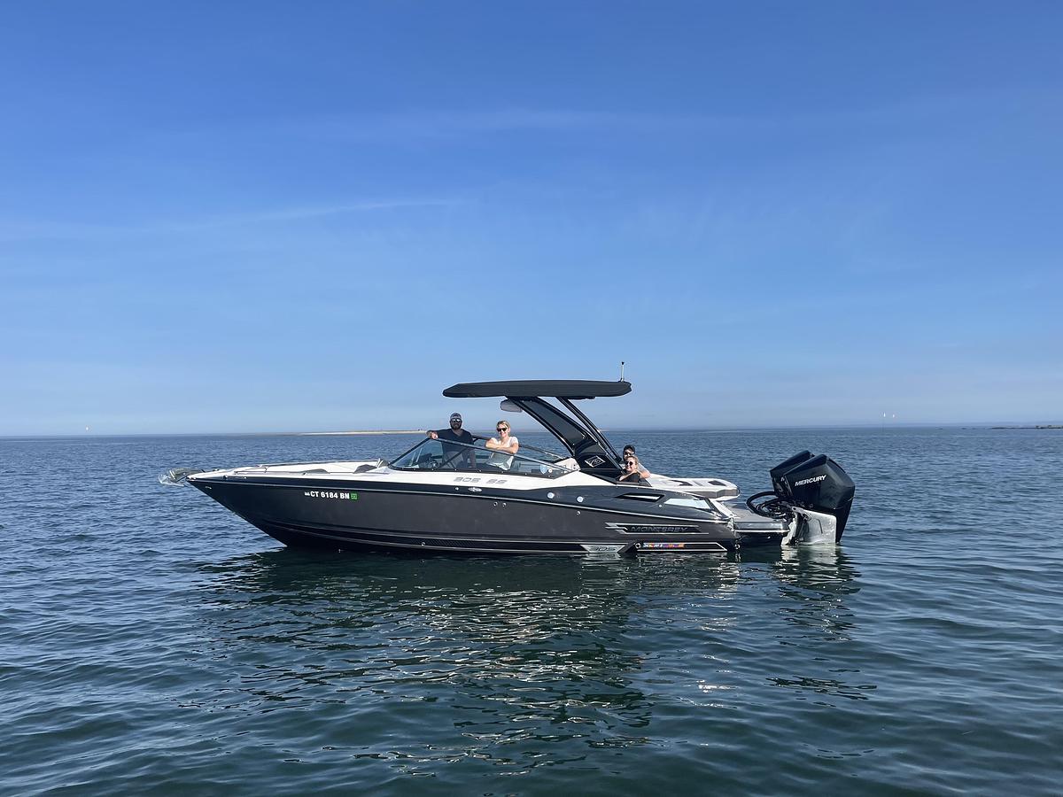 Used 2021 Monterey 305SS