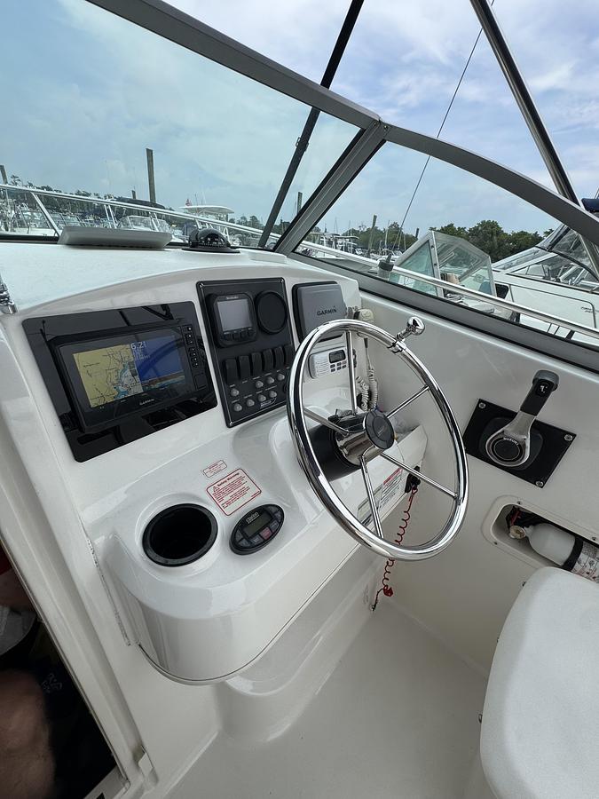 Used 2005 Boston Whaler 205 Eastport Legend Series w/ 2023 Suzuki 200